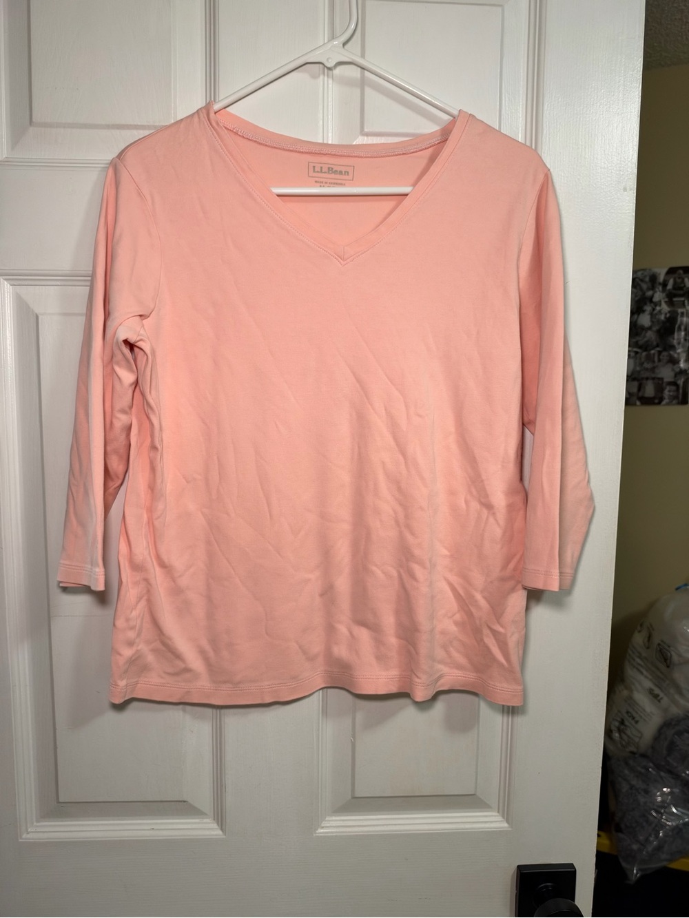 L.L.Bean Women’s M 3/4 Sleeve V-Neck Cotton Tee Peach Coral Pink Shirt